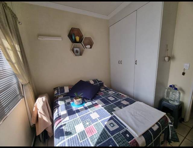 3 BEDROOM TOWNHOUSE FOR SALE IN FLORENTIA